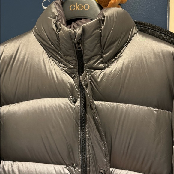 Silver puffer jacket for winter. -25 approved - Picture 2 of 7